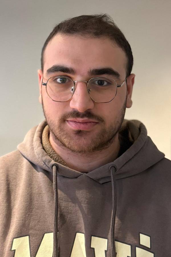 Yunus Emre Apak